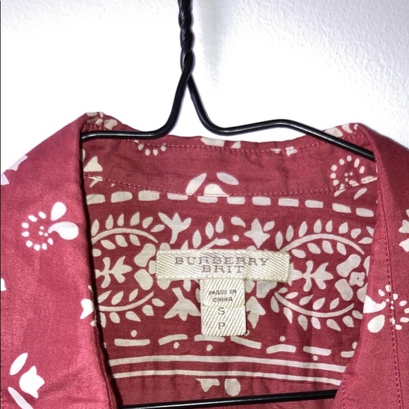 Chemisier rouge Burberry authentique - Picture 3 of 4